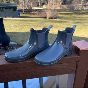 Hunter Gray Ankle Rain Boots Size 7